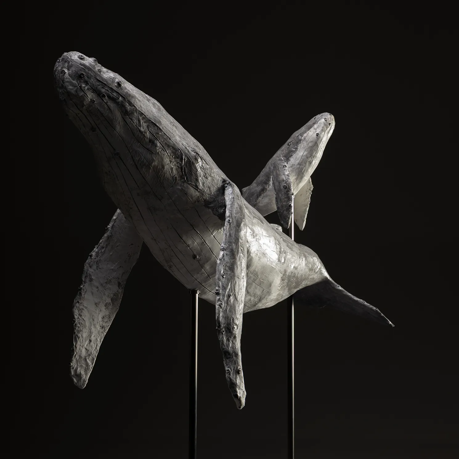 Scultura “Madre e Cucciolo” – Megattere Azzurre