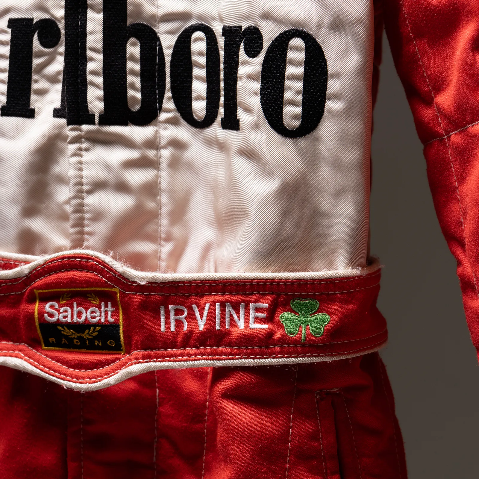 Tuta Eddie Irvine 1999 autografata