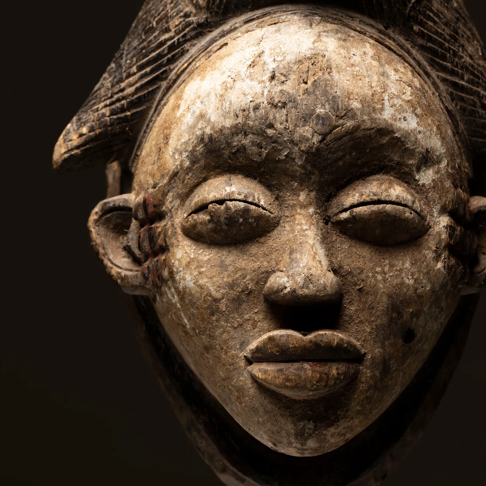 Maschera Africana Okuyi