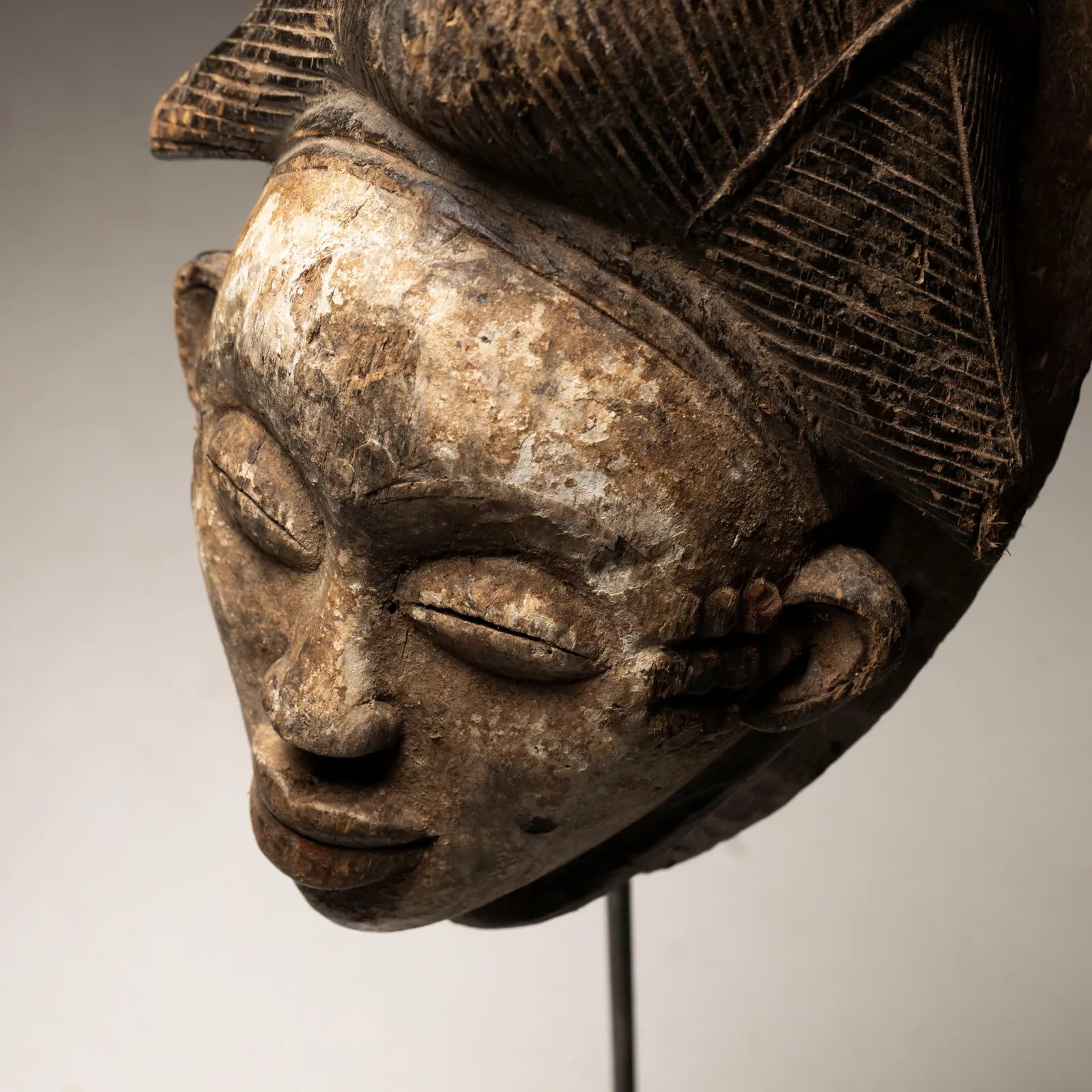 Maschera Africana Okuyi