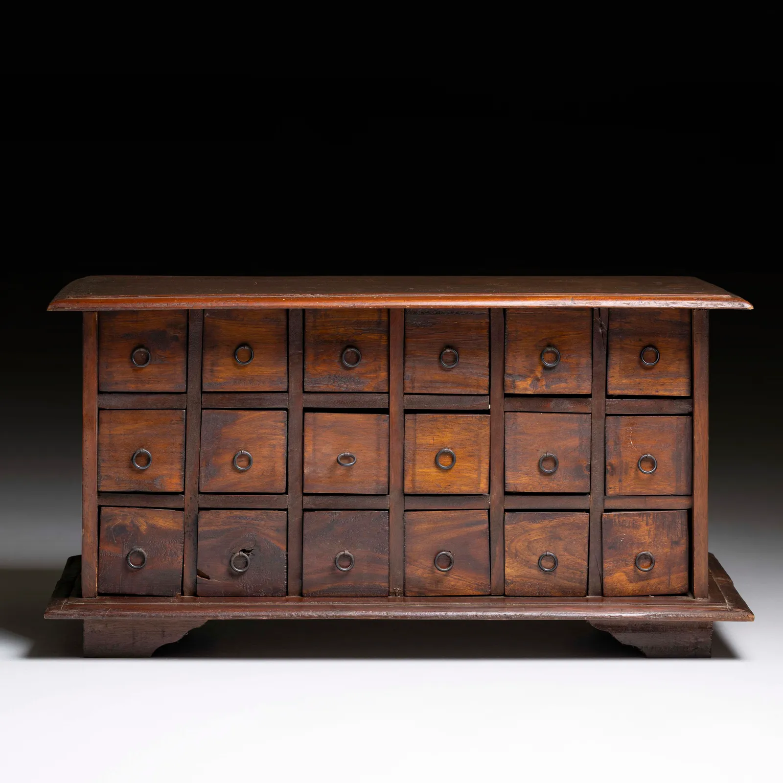 Mobiletto a cassetti da drogheria / farmacia