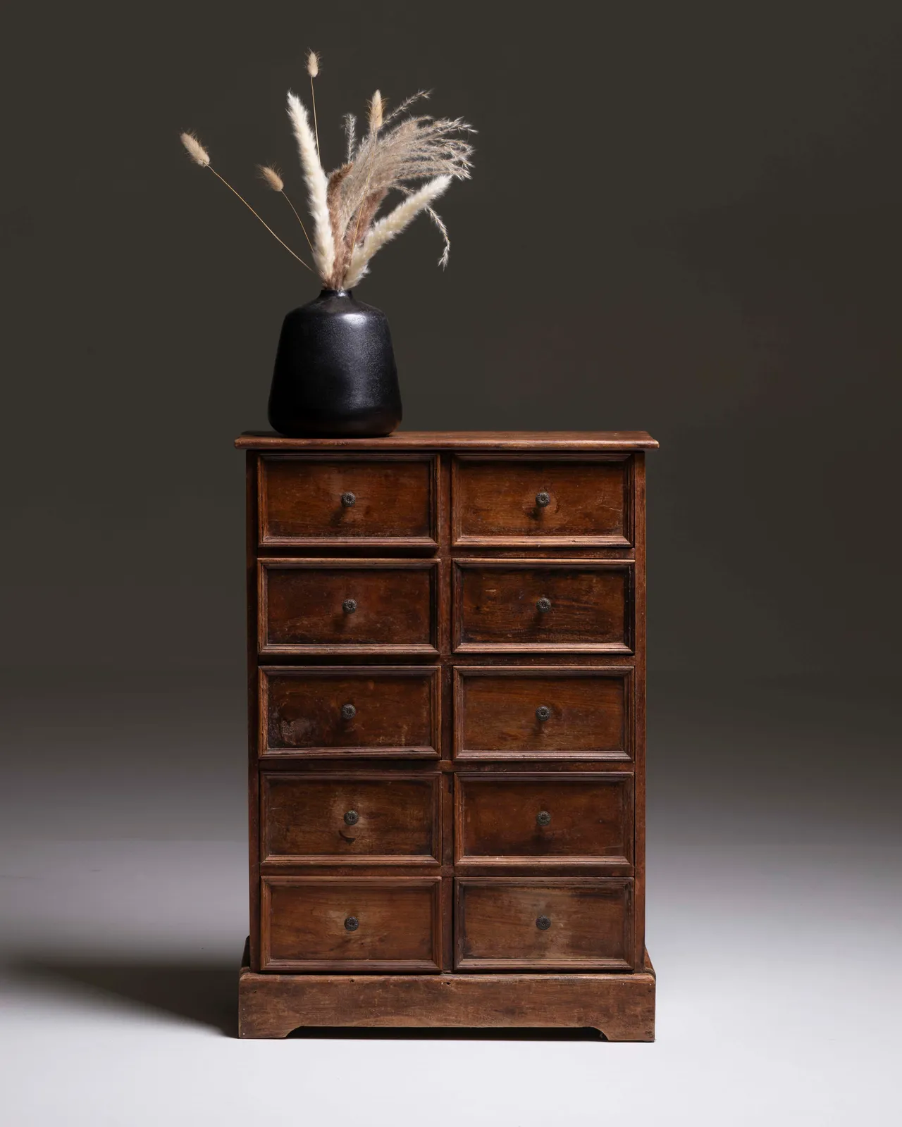 Mobiletto in legno massiccio