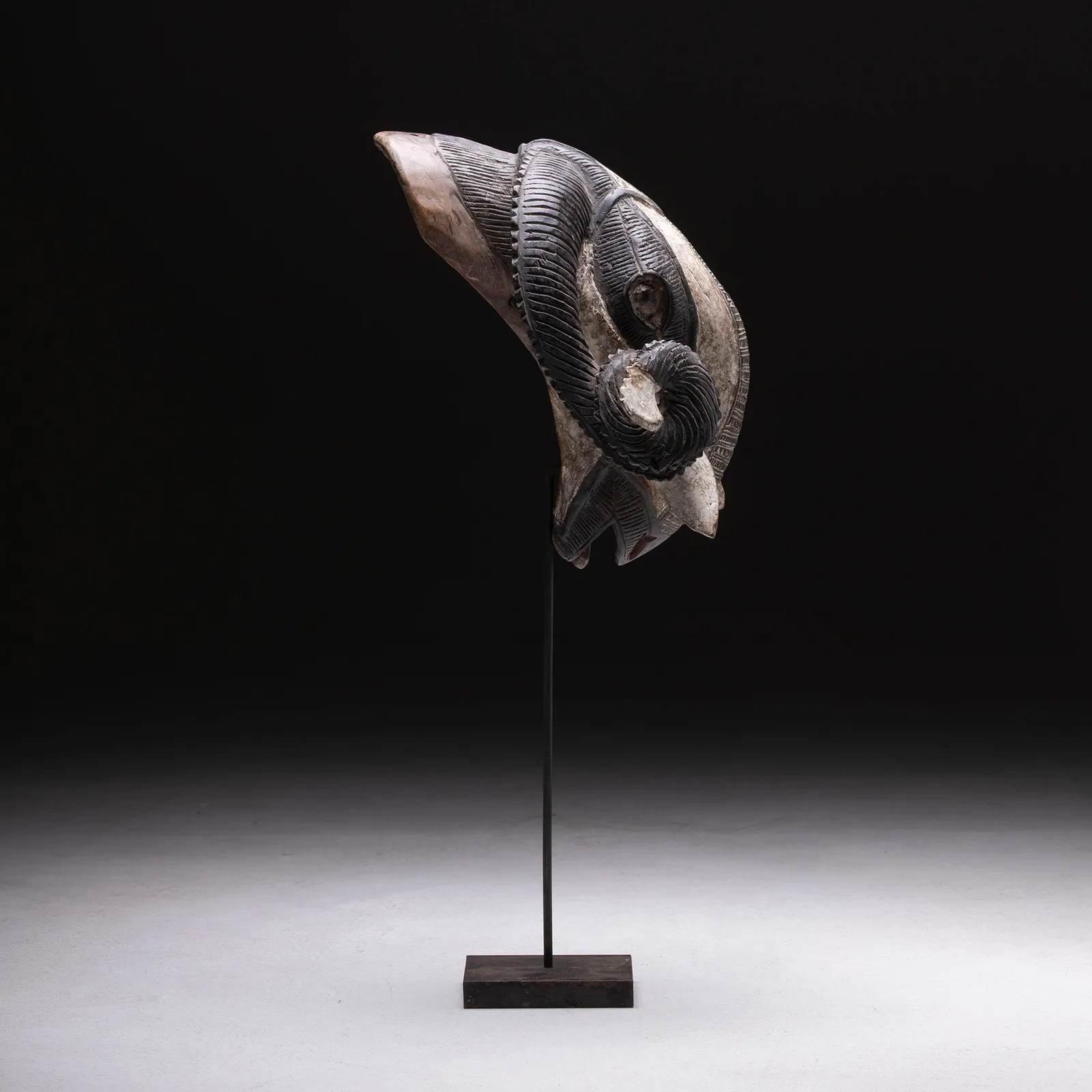 Maschera Africana testa di Ariete