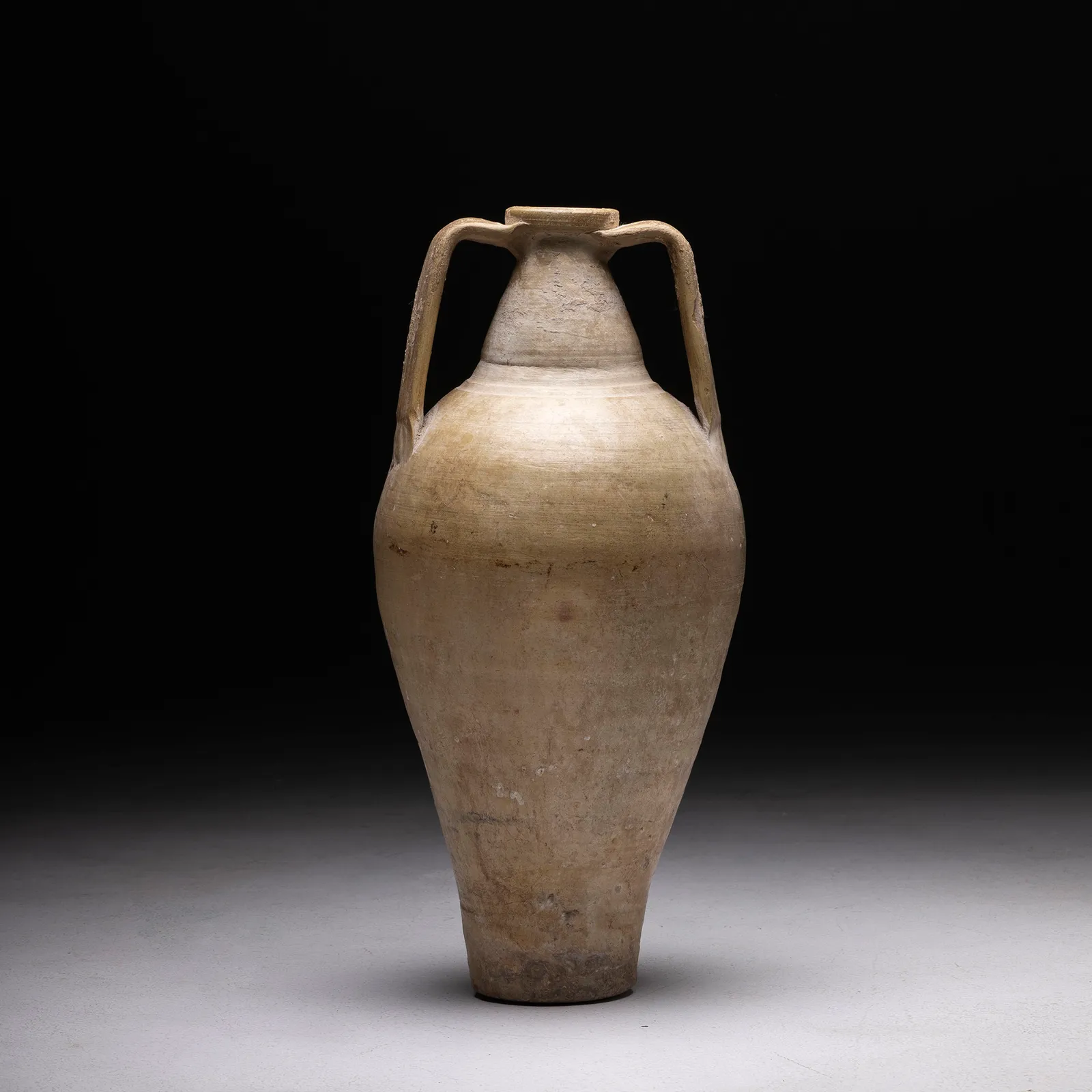 Anfora Antica in Terracotta