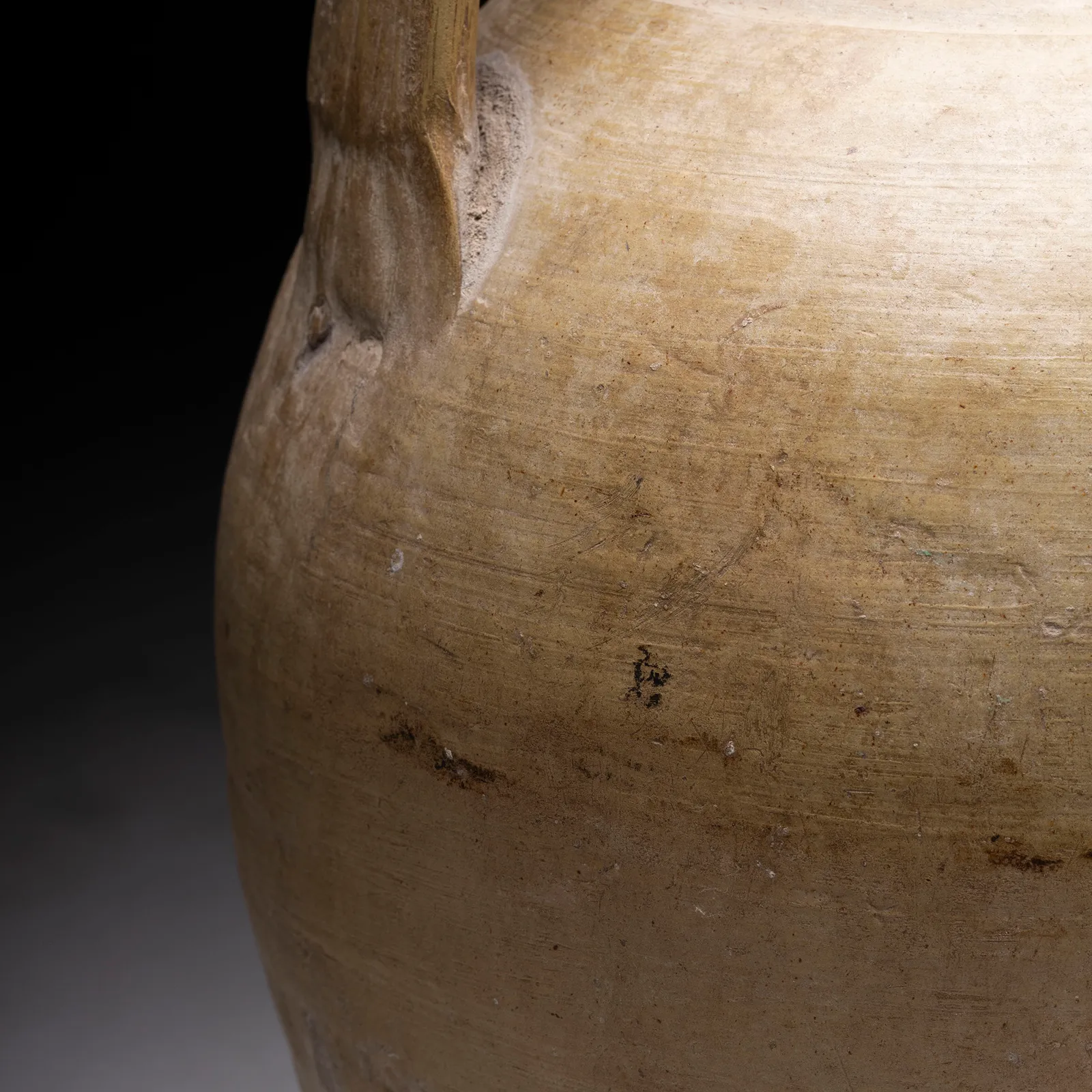 Anfora Antica in Terracotta