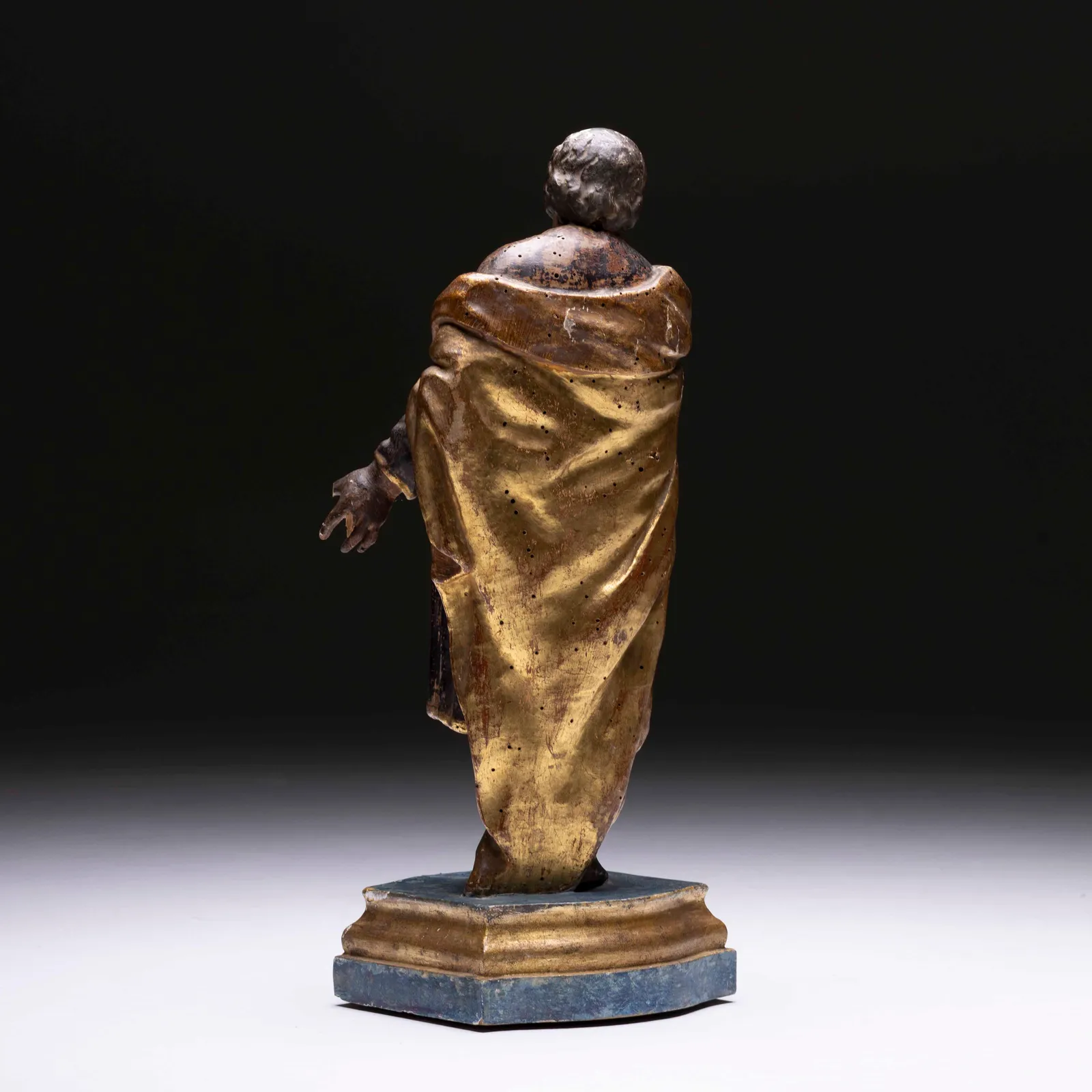 Statua di Santo in Adorazione 17sec