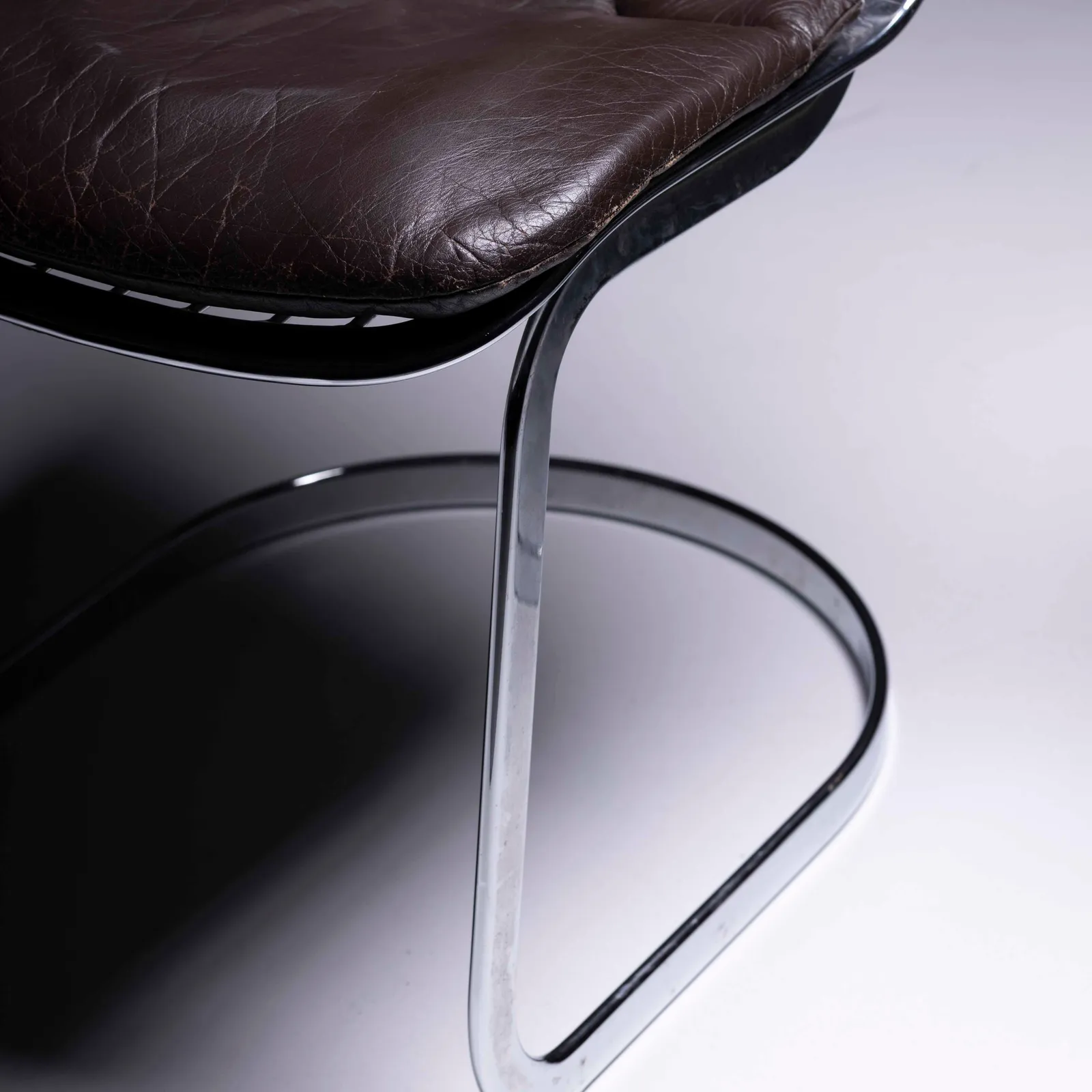 Coppia di sedie originali disegnate da Willy Rizzo