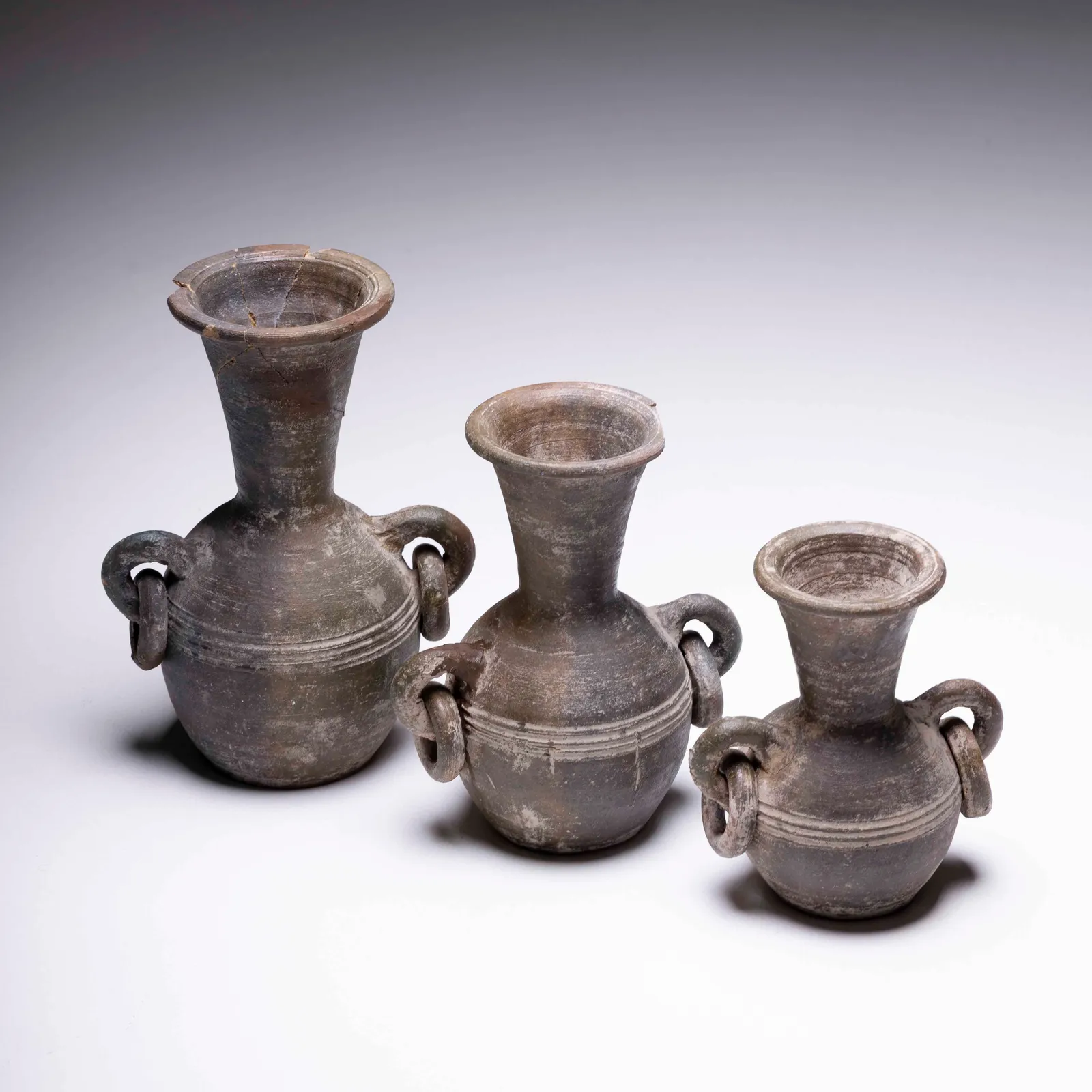 Tris di vasi in terracotta etnici